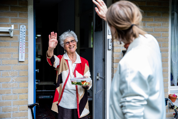 ‘Kook met gemak een portie extra voor een buurtgenoot tijdens de Week tegen Eenzaamheid’